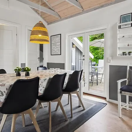 Сasa de vacaciones Nedelko - 30km From The Sea By Interhome